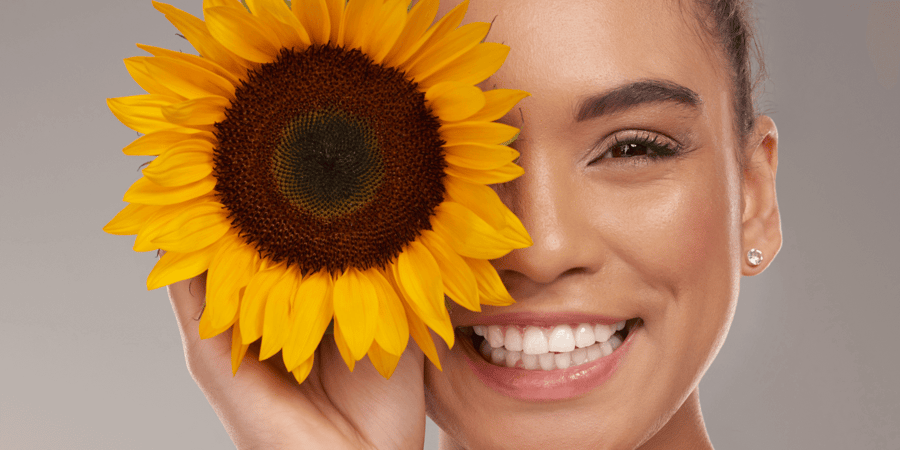 sunflower happy woman-1